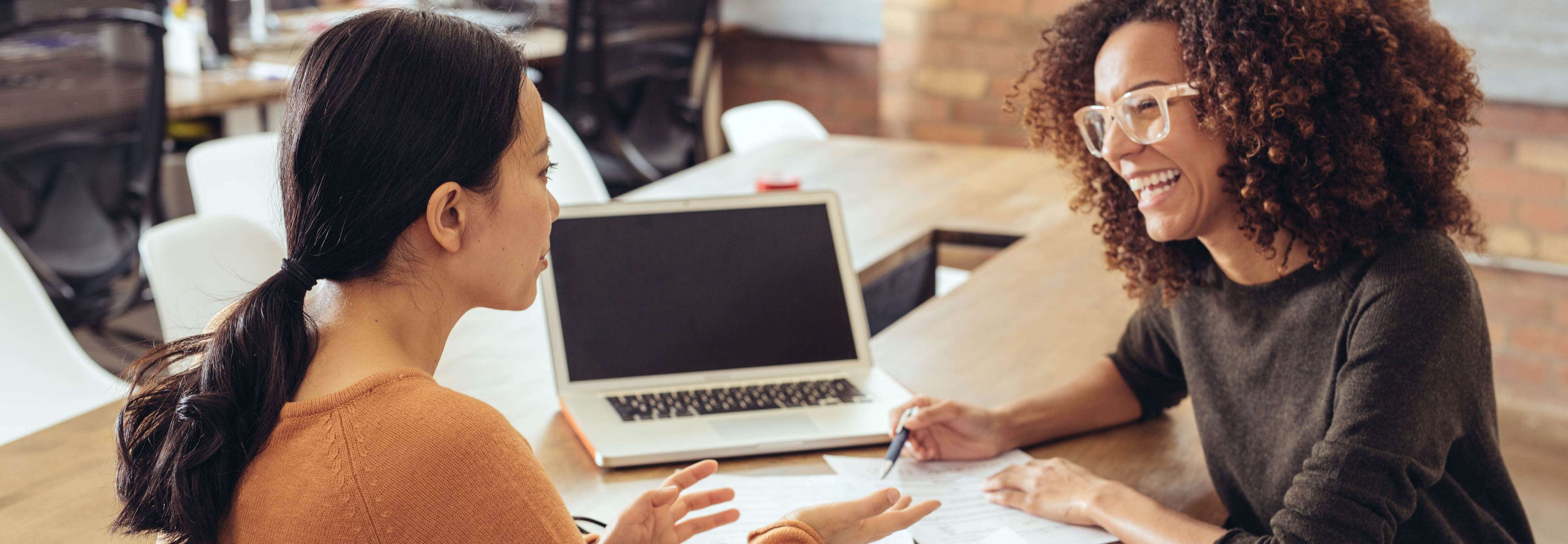 Manager discussing career goals with employee